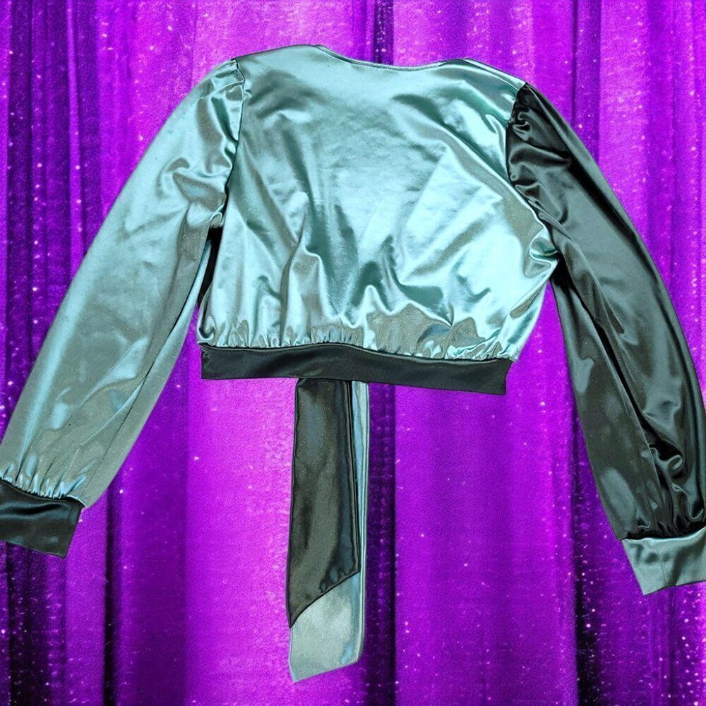 Green jeweled 2-tone long sleeves shiny panel shirt - Picture 8 of 12
